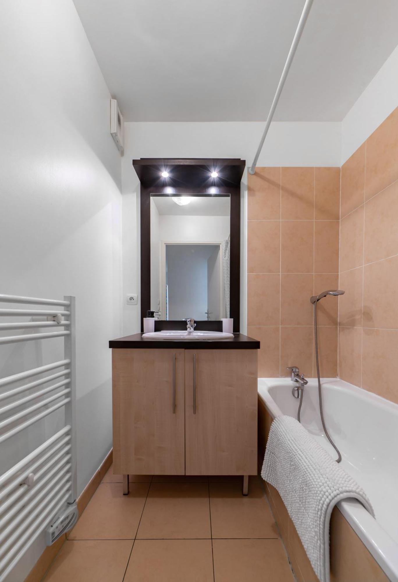 וישי L'Eugenie - Appartement Design & Confort En Centre-Ville מראה חיצוני תמונה